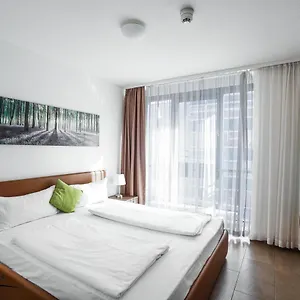 Bayer's Boardinghouse Und Munich